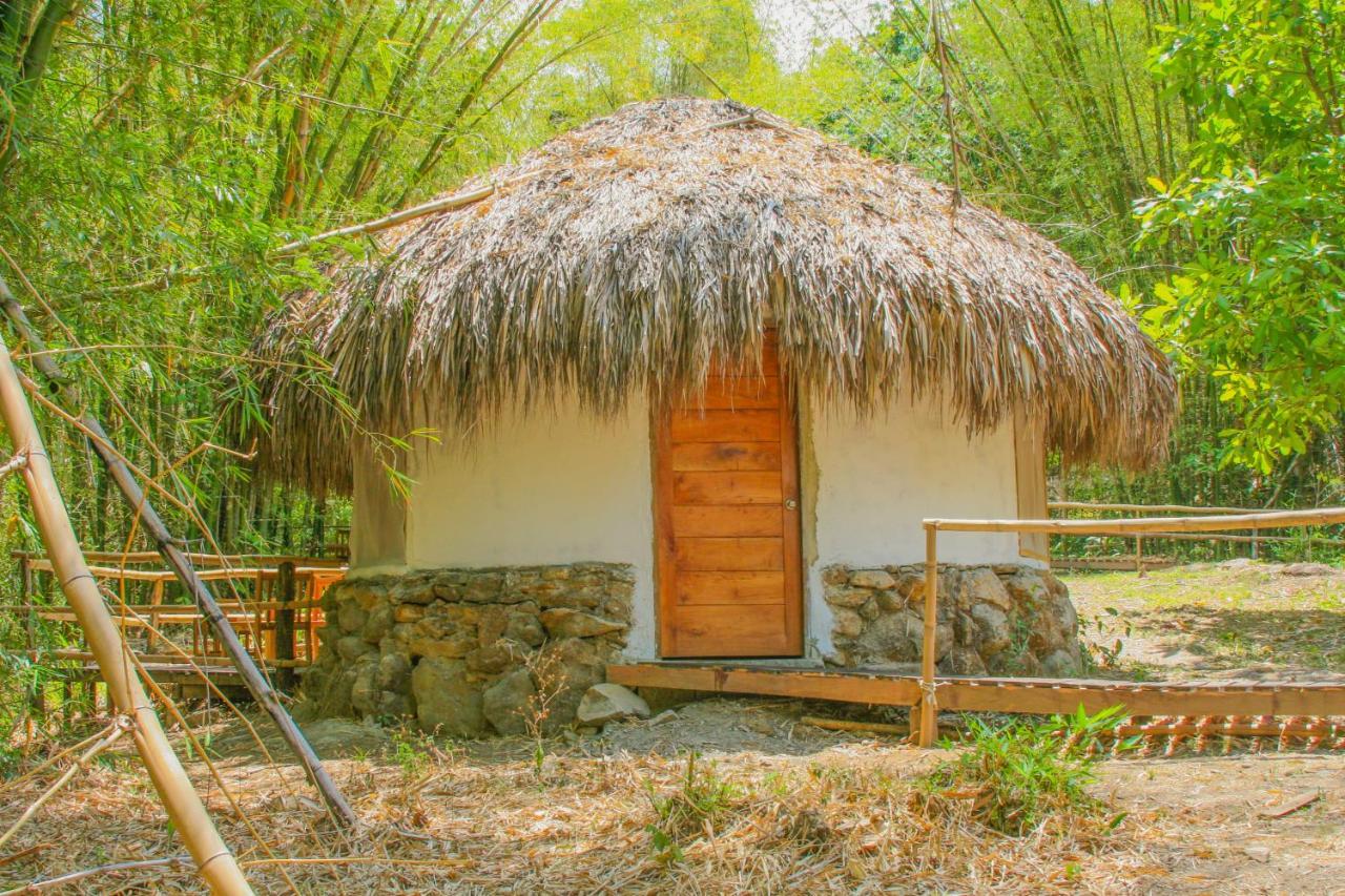 Las Cabanas Del Rio มินกา ภายนอก รูปภาพ
